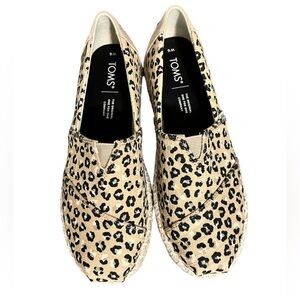 TOMS Cheetah Print Canvas Slip On Flat with Rope Detail